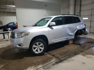Toyota Highlander SE 3.5L 6 2010