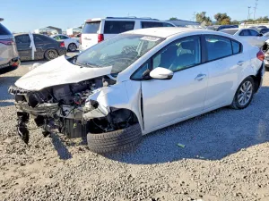 Kia Cerato / Forte / K3 LX 1.8L 4 2016