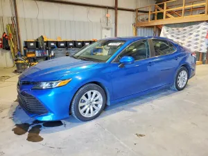 Toyota Camry L 2.5L 4 2019