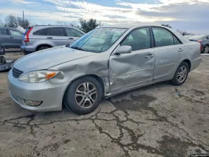 Toyota Camry LE 2.4L 4 2002
