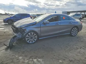 Mercedes-Benz CLA 250 4MATIC 2.0L 4 2017