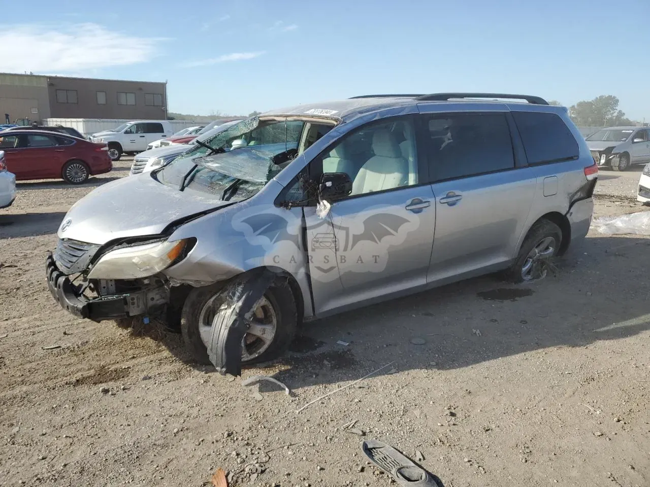 Toyota Sienna 3.5L 6 2012