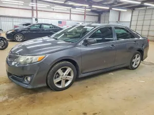 Toyota Camry L 2.5L 4 2013
