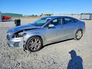 Ford Fusion SE 1.5L 4 2020