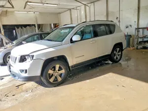 Jeep Compass LATITUDE 2.4L 4 2016