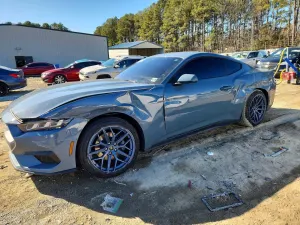 Ford Mustang 2.3L 4 2024