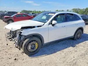 Mercedes-Benz GLC 2.0L 4 2025