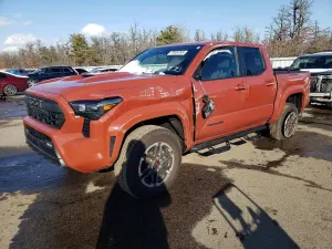 Toyota Tacoma DOUBLE CAB 2.4L 4 2025