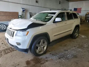 Jeep Grand Cherokee LAREDO 3.6L 6 2013