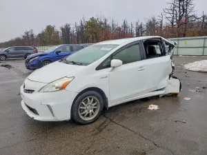 Toyota Prius 1.8L 4 2014
