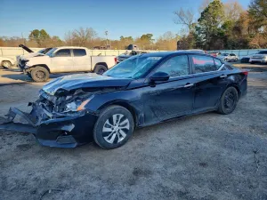 Nissan Altima S 2.5L 4 2020