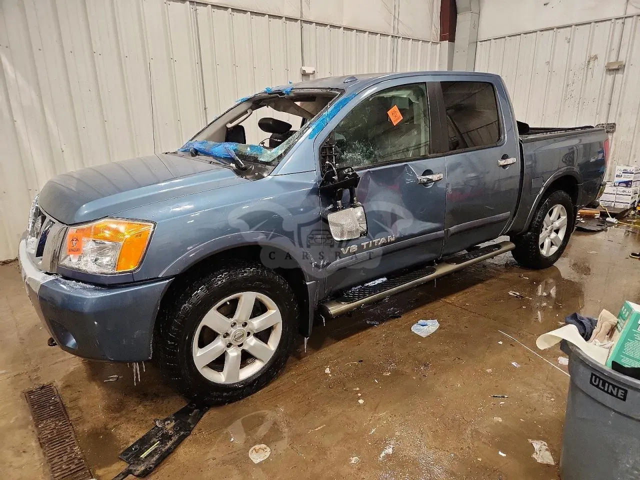 Nissan Titan XE 5.6L 8 2010
