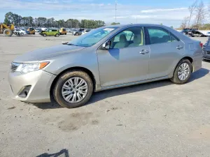 Toyota Camry L 2.5L 4 2014