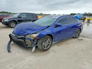 Toyota Camry LE 2.5L 4 2015