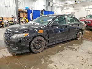 Toyota Camry BASE 2.5L 4 2011