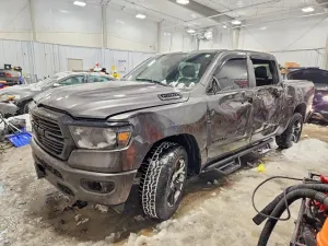 RAM 1500 BIG HORN/LONE STAR 5.7L 8 2020
