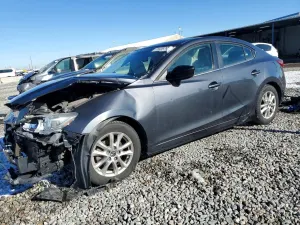 Mazda 3 TOURING 2.0L 4 2015