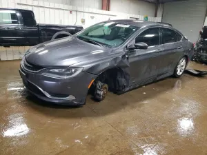 Chrysler 200 LIMITED 2.4L 4 2017