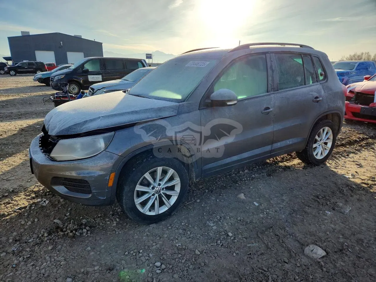 Volkswagen Tiguan S 2.0L 4 2015