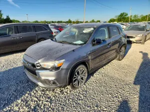 Mitsubishi Outlander ES 2.0L 4 2019