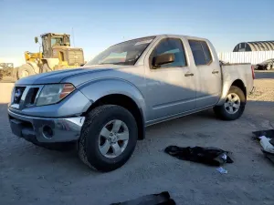 Nissan Frontier CREW CAB SE 4.0L 6 2010