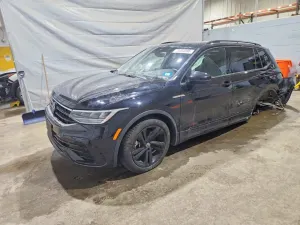 Volkswagen Tiguan 2.0L 4 2024
