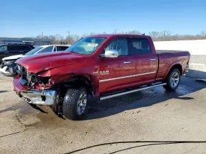 RAM 1500 LARAMIE 5.7L 8 2014