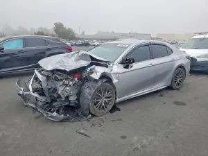 Toyota Camry SE 2.5L 4 2022