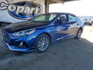 Hyundai Sonata SE 2.4L 4 2019