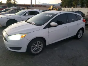 Ford Focus SE 2.0L 4 2017
