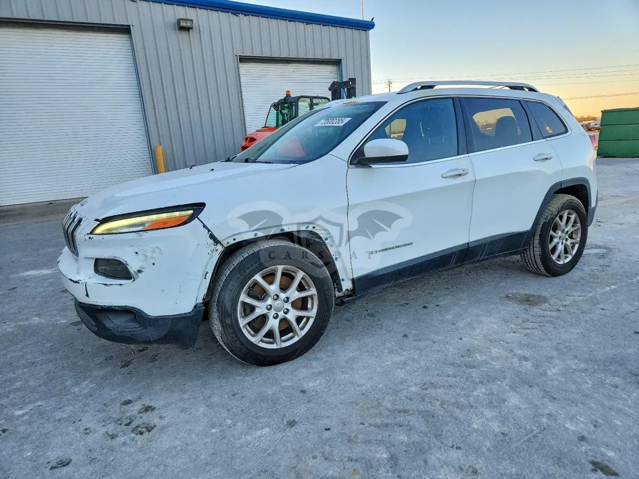 Jeep Cherokee LATITUDE 2.4L 4 2016