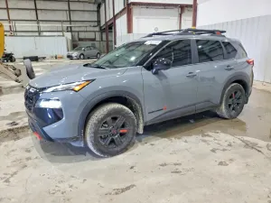 Nissan Rogue SV 1.5L 3 2025