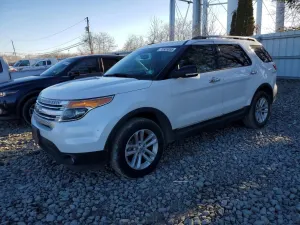 Ford Explorer XLT 3.5L 6 2011