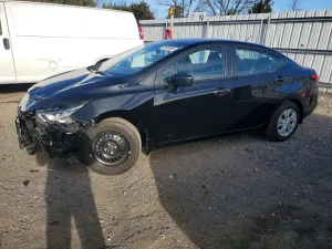 Nissan Versa S 1.6L 4 2025