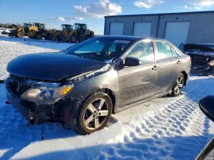 Toyota Camry L 2.5L 4 2013