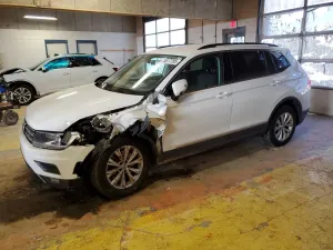 Volkswagen Tiguan SE 2.0L 4 2018