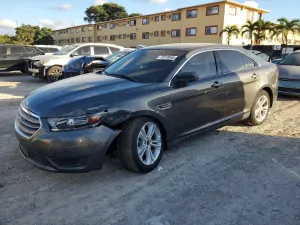 Ford Taurus SE 3.5L 6 2017