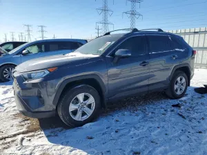 Toyota Rav4 XLE 2.5L 4 2019