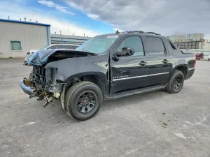 Chevrolet Avalanche LTZ 5.3L 8 2013