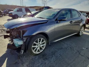 Lexus IS 250 2.5L 6 2012