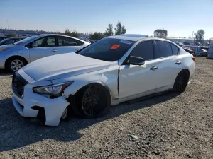 Infiniti Q50 RED SPORT 400 3.0L 6 2018