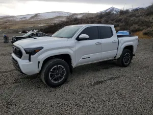 Toyota Tacoma DOUBLE CAB 2.4L 4 2024
