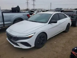 Hyundai Elantra 2.0L 4 2026
