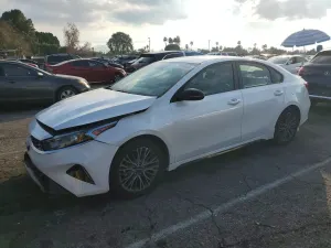 Kia Cerato / Forte / K3 GT LINE 2 L 4 2024