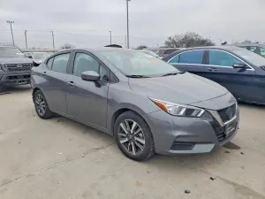 Nissan Versa SV 1.6L 4 2021