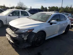 Toyota Camry 2.5L 4 2021
