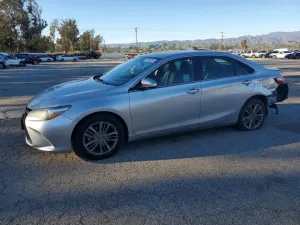 Toyota Camry LE 2.5L 4 2017