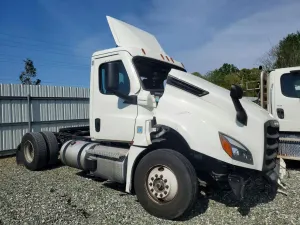Freightliner Cascadia 12.8L 6 2024