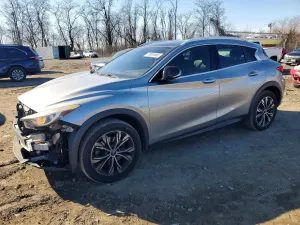 Infiniti QX30 BASE 2.0L 4 2018