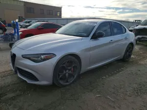 Alfa Romeo Giulia 2.0L 4 2019